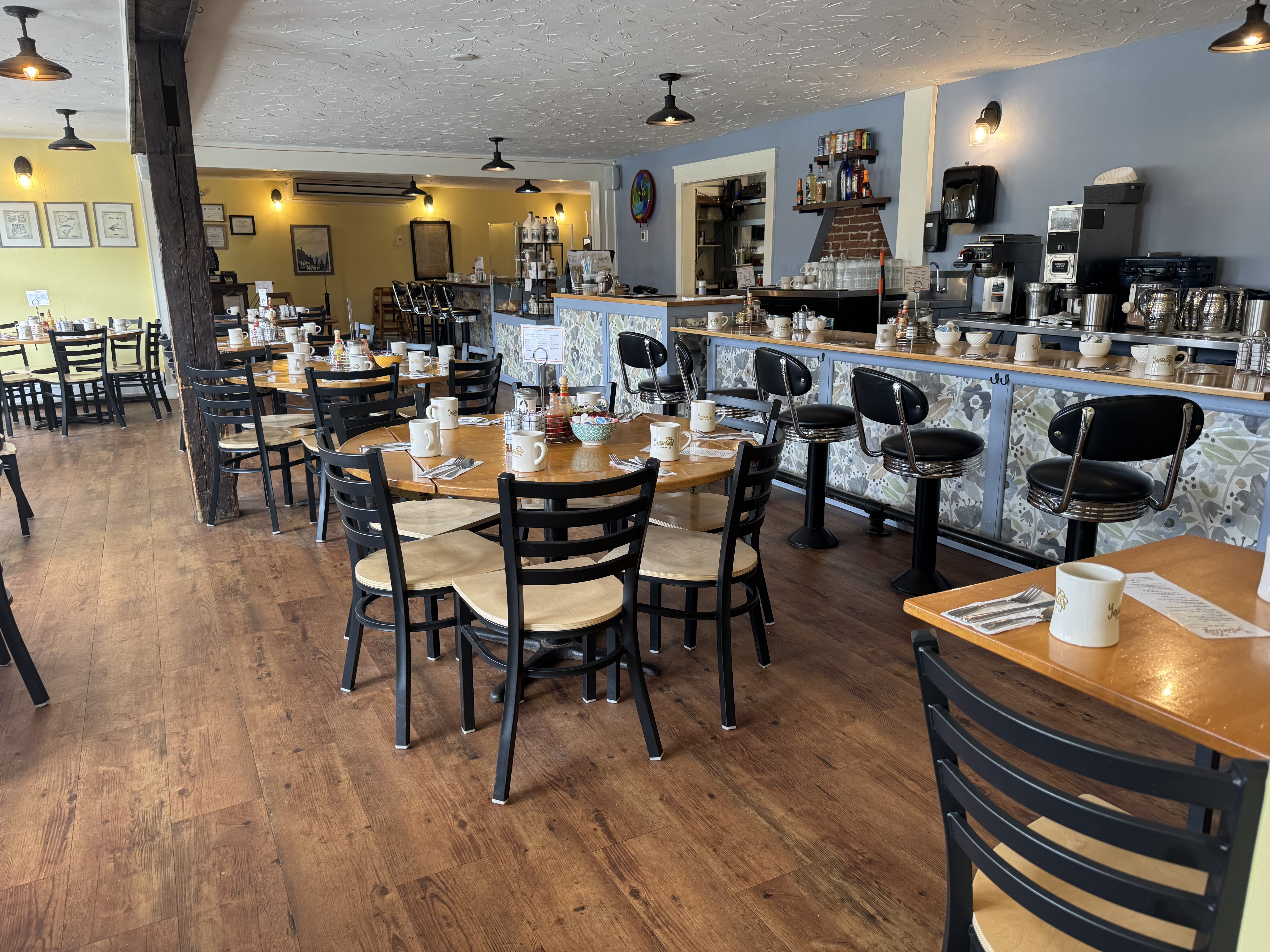 tables and overview of restaurant